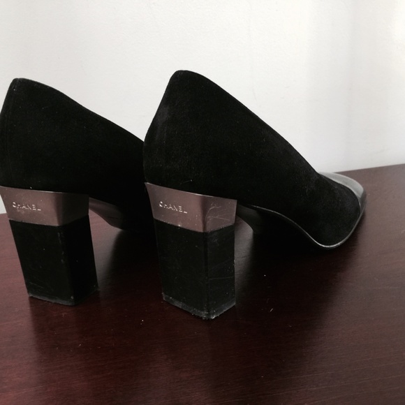 Chanel Vintage Heels - Picture 4 of 5